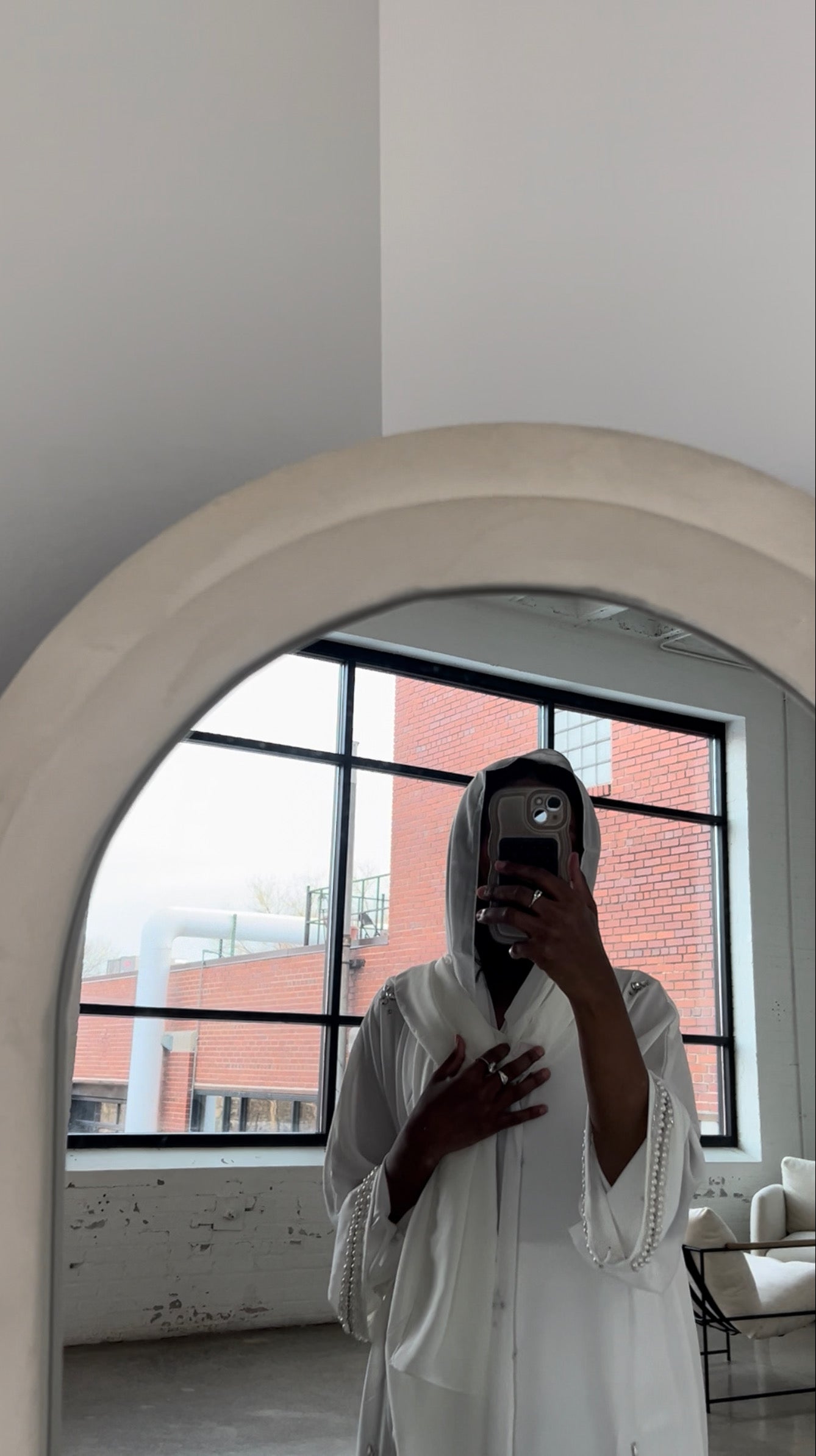 LUXURY WHITE STONES ABAYA