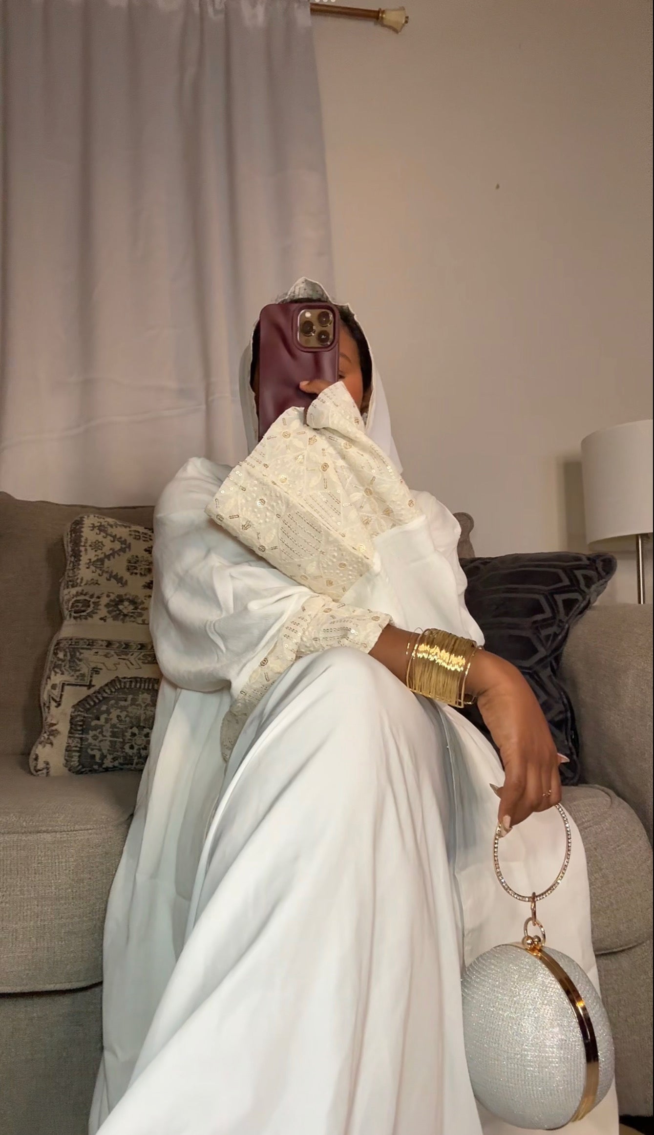 GOLD FFABRIC LACE BAIGE ABAYA