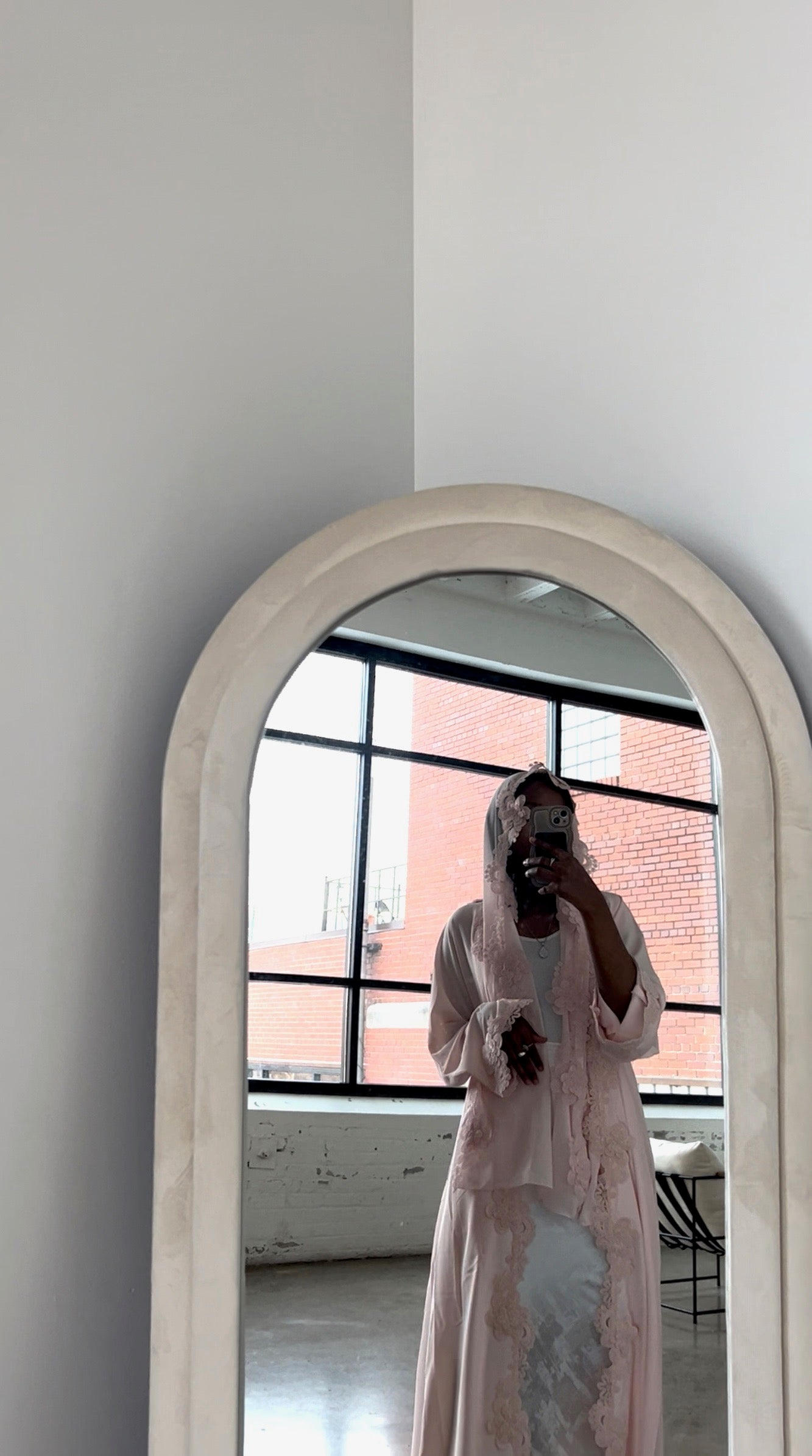 BLUSH ELEGANCE LACE ABAYA